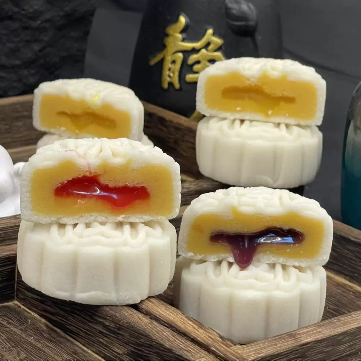 40克60g通版冰皮流心雪月饼定制OEM贴牌代工厂水果味月饼整箱批发