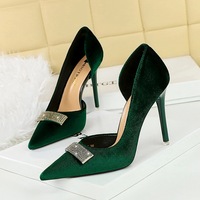 1363-K67 sexy queen style pointed toe side empty high heels, metal rhinestone shallow mouth slim single order shoes, fashion women's shoes