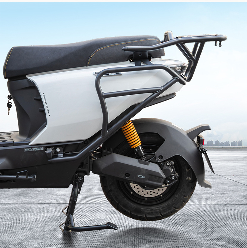 Suitable for the First-Generation Y3 95C Scooter: Front and Rear Bumpers, Anti-Fall Bars, Rear Rack, Rear Storage Rack Modification Parts