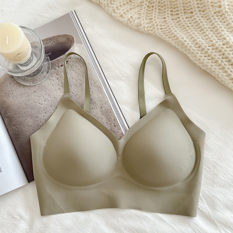 リキッドファンデーション 見えないシームレス下着 貧乳女性用 垂れ防止 副胸ブラ 夏 軽くて美しい背中|undefined