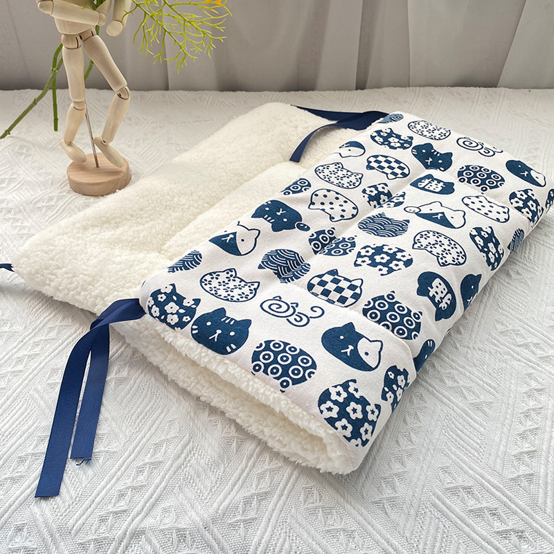 하얀고양이 기모