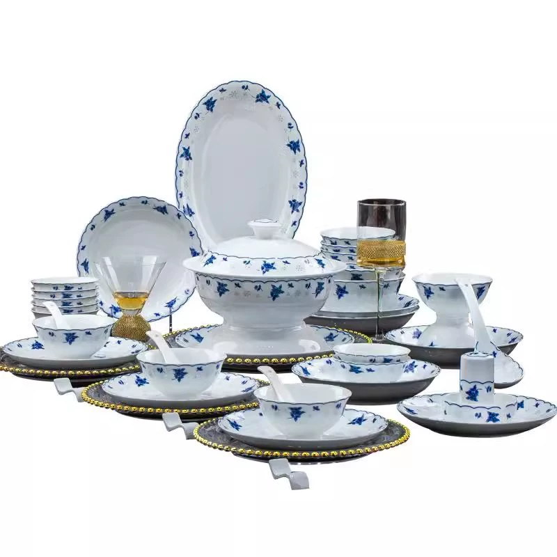 Элитный Jingdezhen фарфоровые чаши и тарелки при высокой температуре, дом подарочный синий и белый кристальный любовный набор посуды