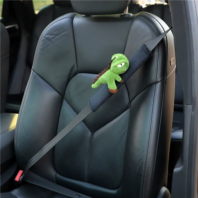Car seat belt shoulder pad plush cartoon car anti-collar seat belt creative cute car supplies (Seat belt shoulder pad) - plush-black-shoulder-pad-small-dinosaur