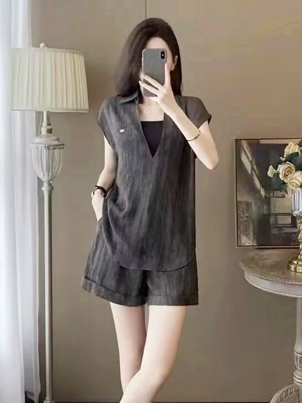 女装时尚套装夏季气质显瘦轻熟薄款设计感纯色短袖短裤两件套|undefined