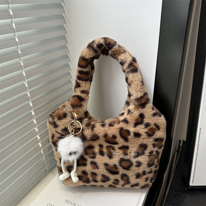 2026 New Plush Cute Bag Trendy Handbag Fashion Simple Stylish Handbag for Women