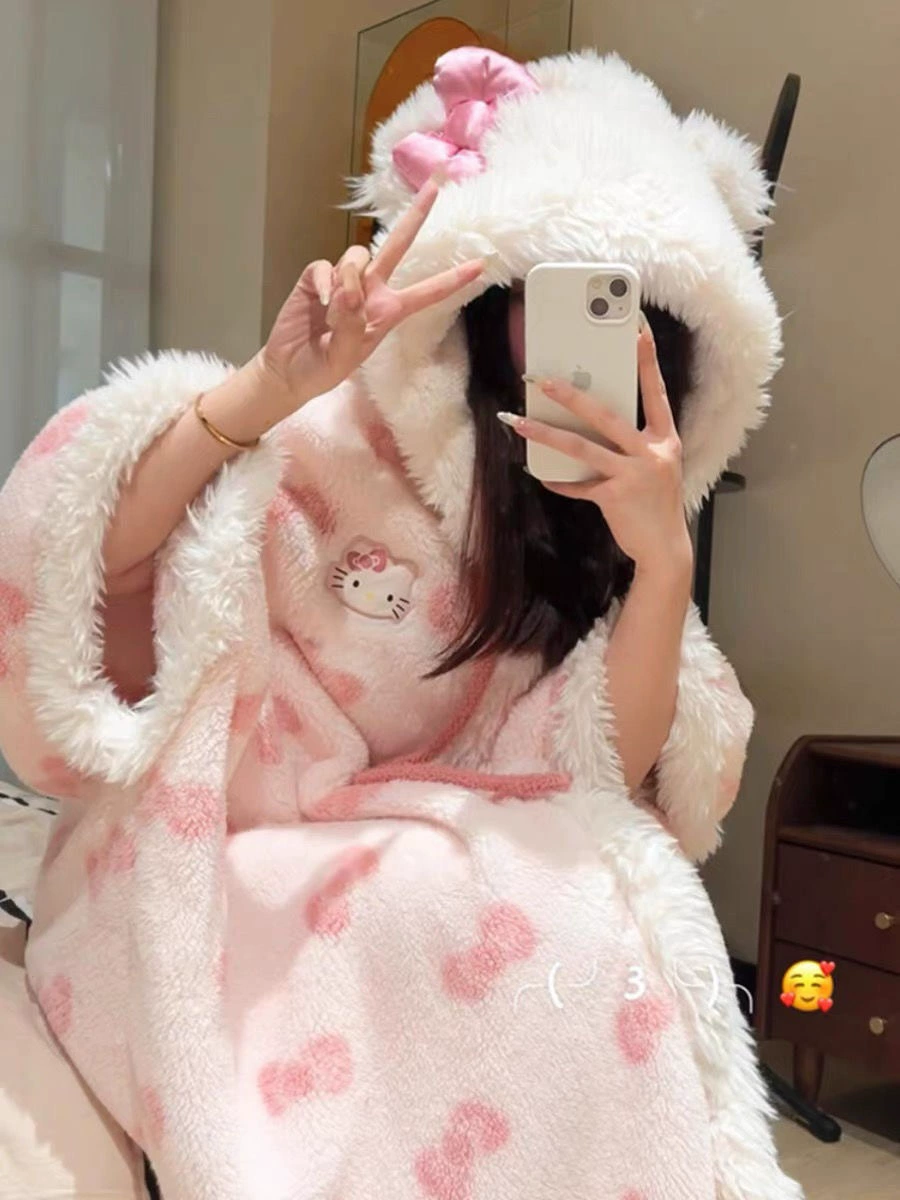 Hello Kitty, hello kitty, коралловый бархатный халат, полутеплая пижама, термобелье, милое пальто