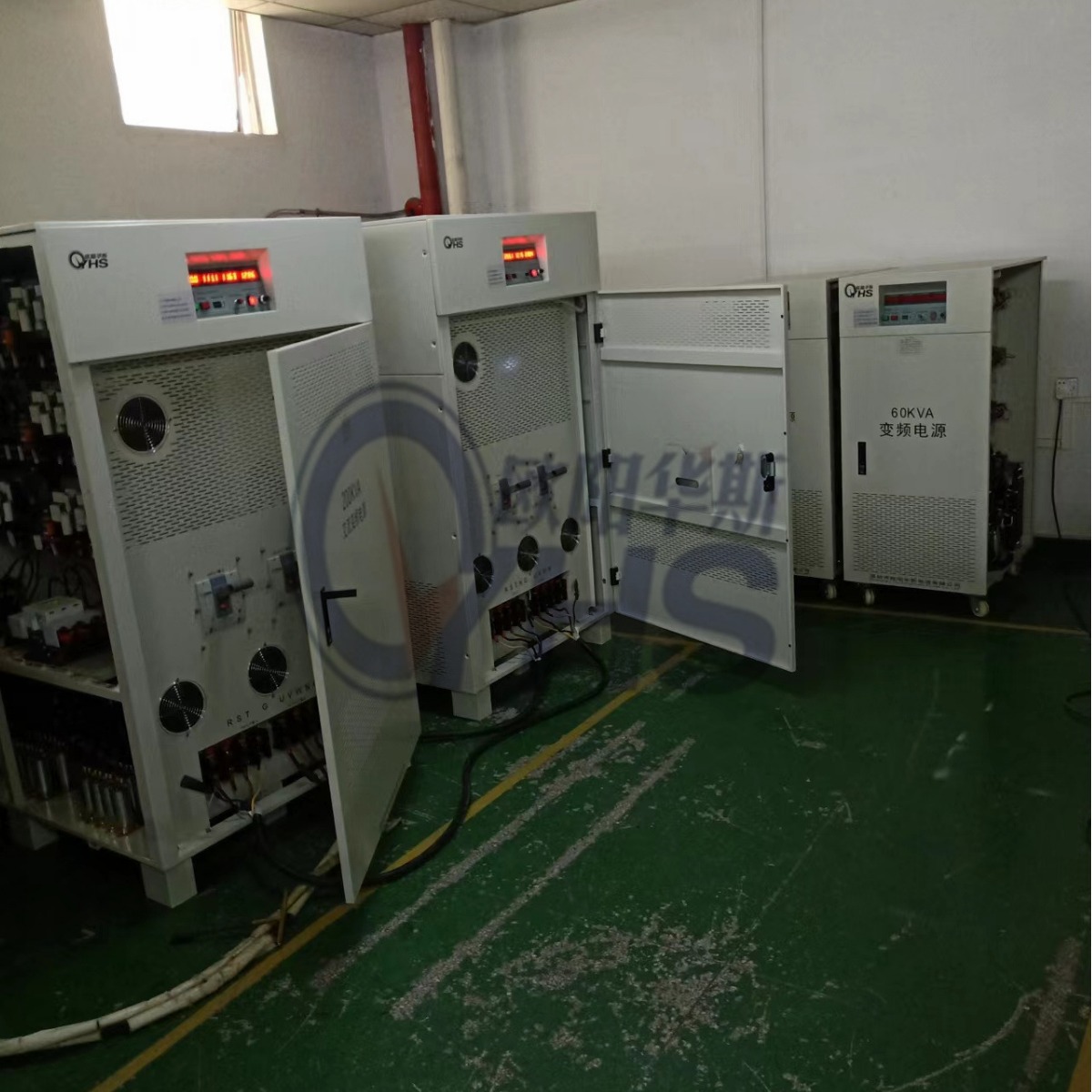 欧阳华斯200KVA变频电源出货江苏常州，输出三相440V 60HZ