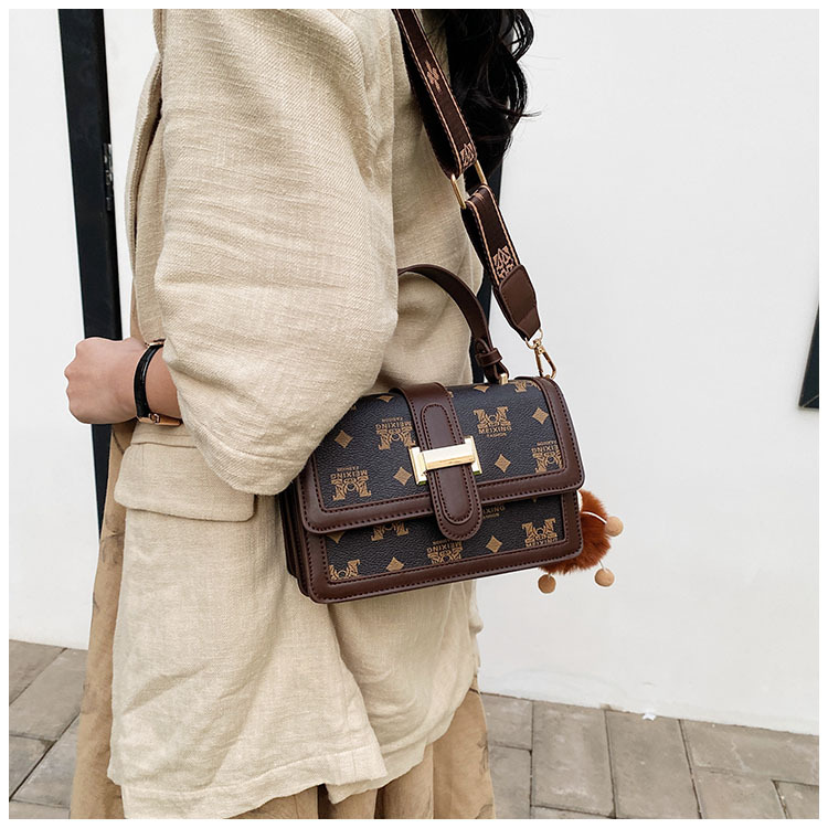 Borsa a tracolla piccola quadrata donna design classico niche_voghion.com