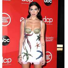 ��ɫ�����B��ȹ��ɫ��Ƭ��ǰ�tɫ�����Y�c��ʺ��Ƿ�ɫ���~߅ȹ�[