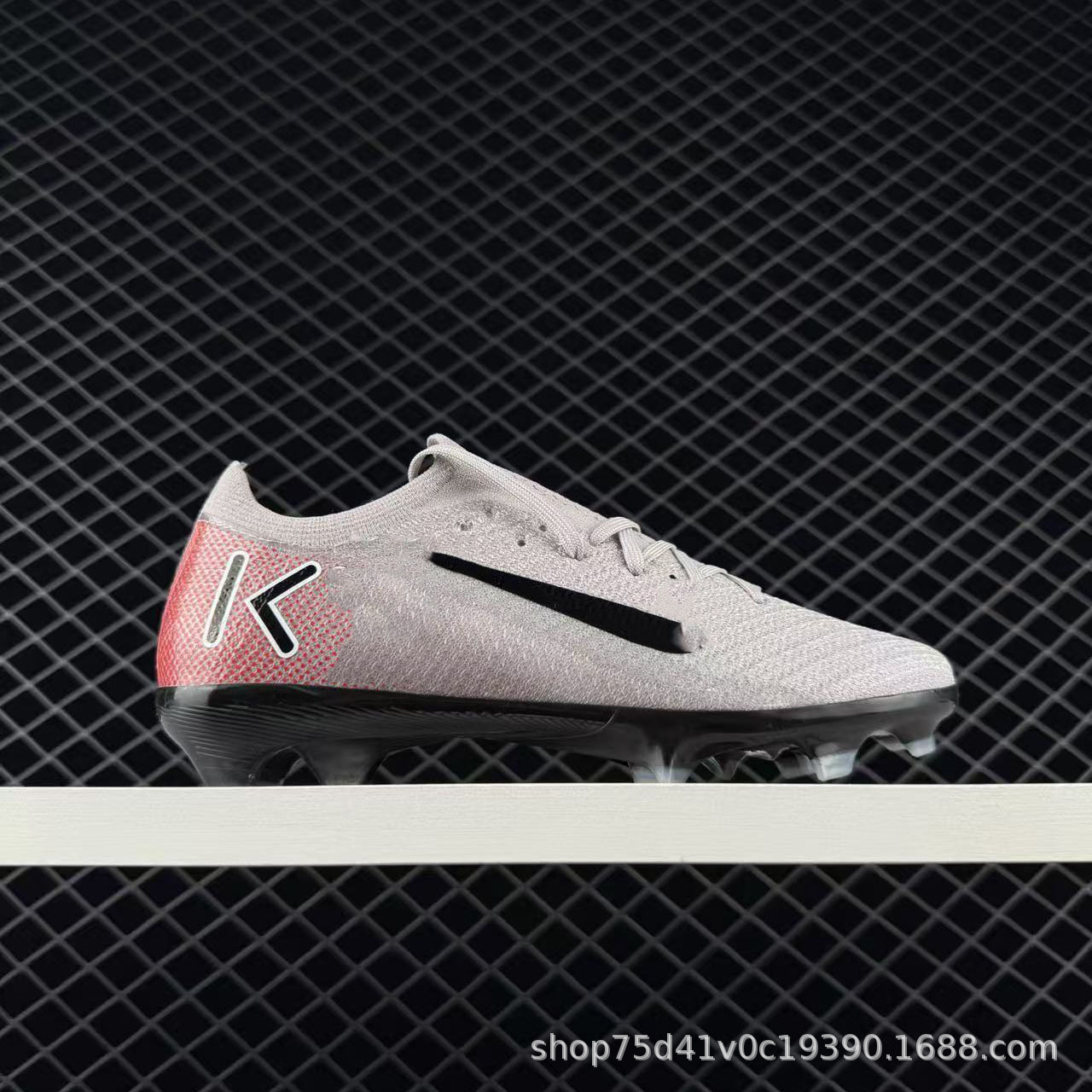 Putian comercio exterior Total 90 zapatos de fútbol cómodos y versátiles antideslizantes zapatos deportivos resistentes al desgaste zapatos de entrenamiento de moda para hombres y mujeres