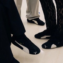 2024 ホットスタイル標準馬スター同じスタイルのレトロなレーシングシューズ男性と女性のカジュアル道徳トレーニングシューズフォレストシューズ晋江靴女性の靴