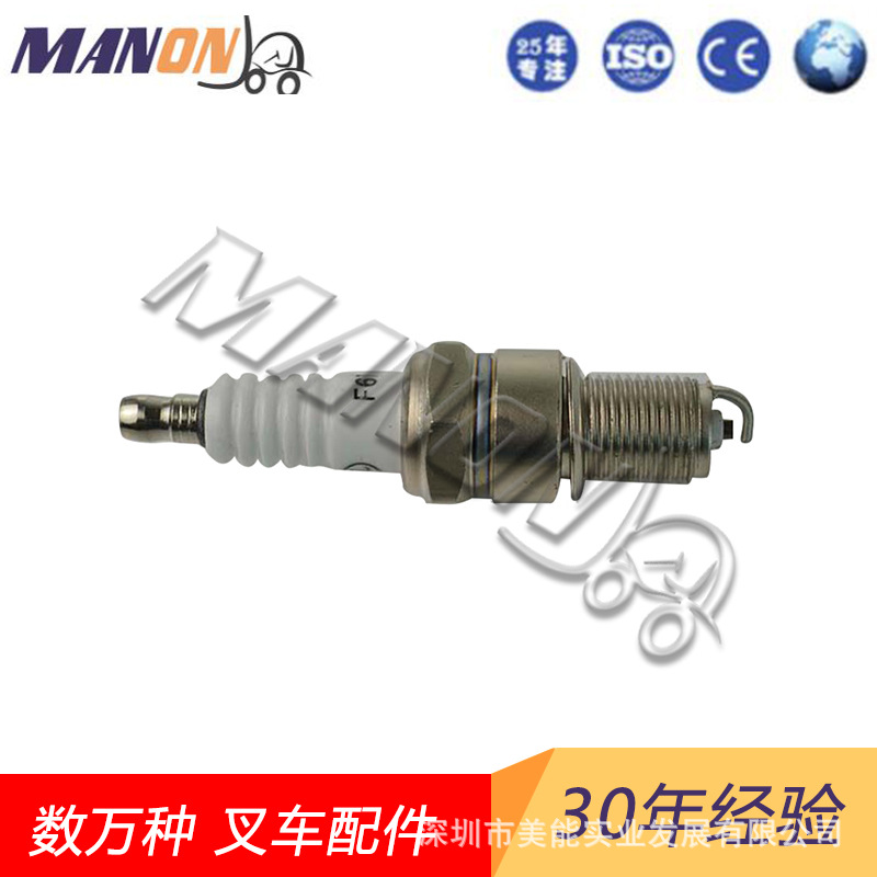 叉车配件尼桑火花塞大全91H20-02860适用于NISSAN叉车精品件