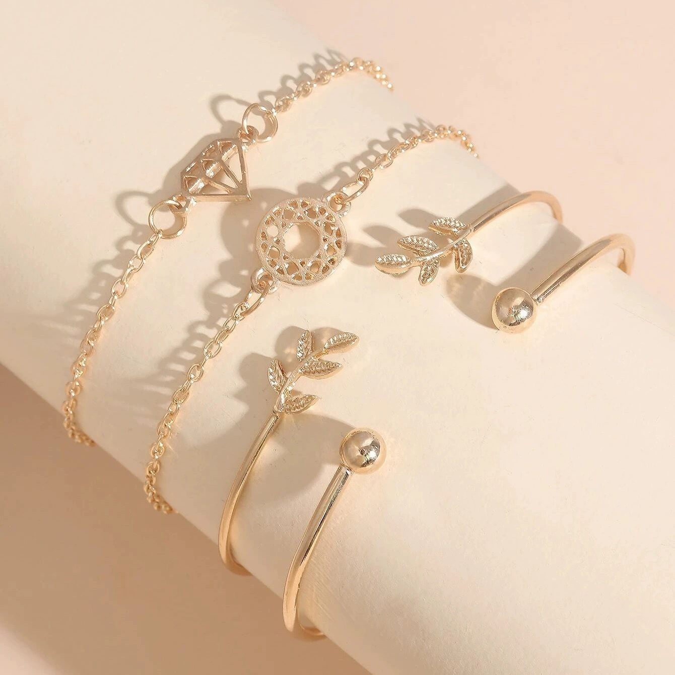 Diamond bracelet, accessory, universal set, simple and elegant design, 4 pieces
