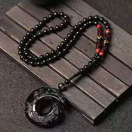 项链;手链;吊坠