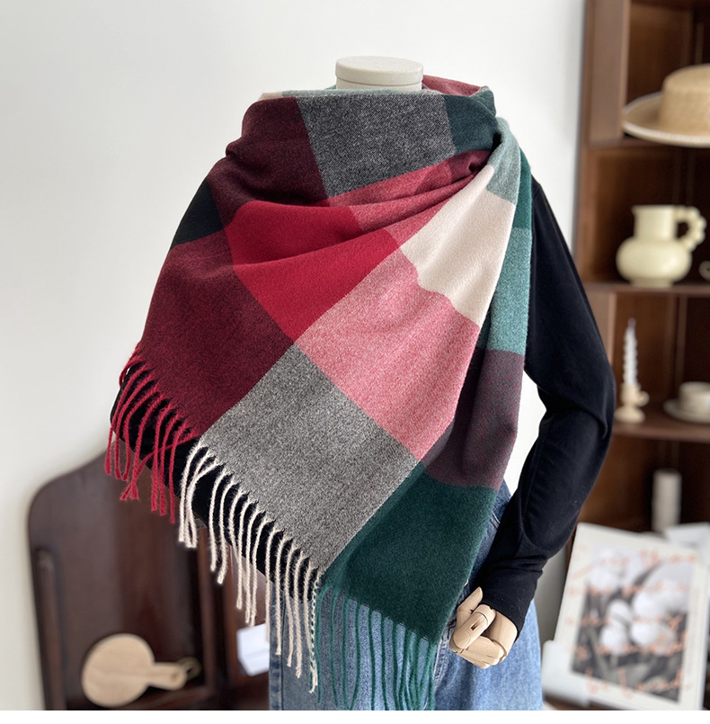 Women's Fashion Plaid Polyester Tassel Winter Scarves display picture 5