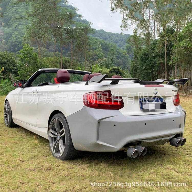 Suitable for sedan universal seagull tail modification non-perforated fixed wing Camry trd sports tail