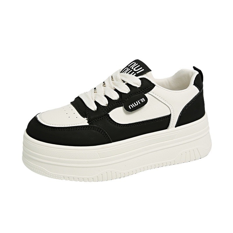 Muffin con suela gruesa zapatos blancos para mujeres 2025 nueva moda versátil cómodo ligero redondo correa zapatos de skate casuales