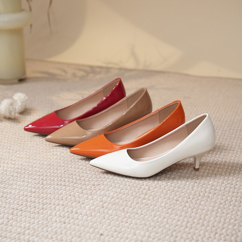 Professional High Heels Women's Pointed Toe Shallow Mouth Large Size Single-layer Shoes Microfiber Black Mid-heel Stiletto Heel ol Flight Attendant Dress Work Shoes Professional High Heels Women's Pointed Toe Shallow Mouth Large Size Single-layer Shoes Microfiber Black Mid-heel Stiletto Heel ol Flight Attendant Dress Work Shoes