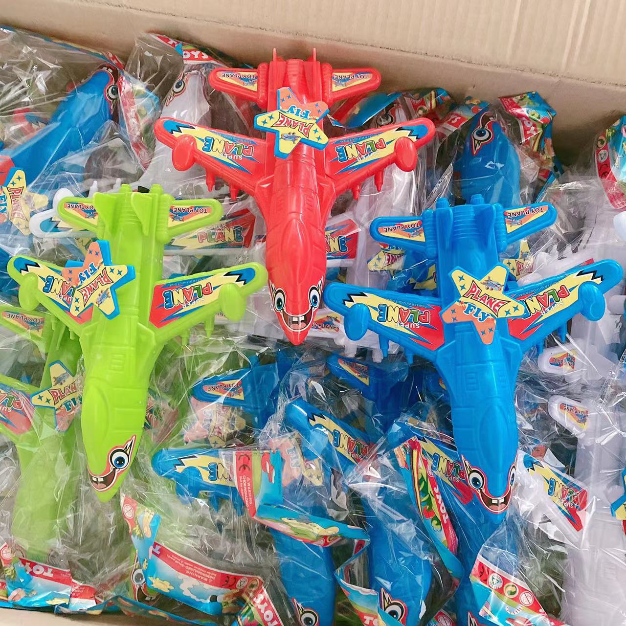 Juguetes para niños playa Tarjeta de succión juguete pistola juego casa juguete pintura juguetes 2 yuanes grandes almacenes al por mayor