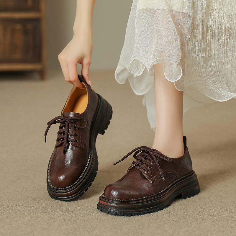 Summer fashionable universal shoes with shoelaces English style