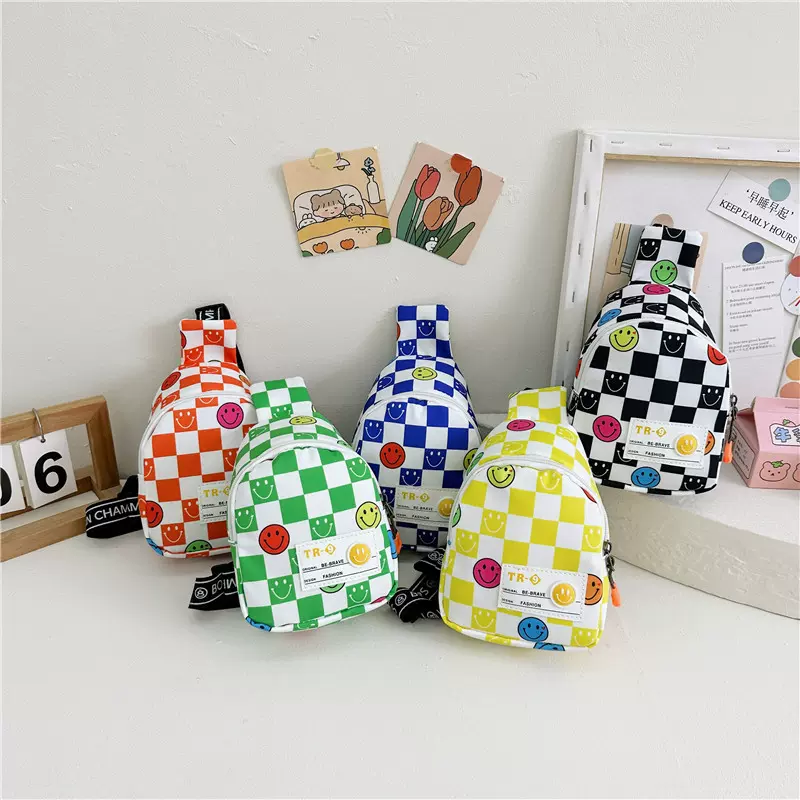 新款儿童包包可爱男女童时尚个性帅气宝宝单肩包棋盘格笑脸斜挎包