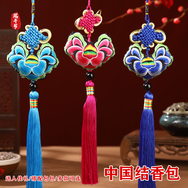 Bolsita bolsita bolsita bolsa vacía estilo antiguo chino coche de alta gama osmanthus perfumado colgante bolso Hanfu hecho a mano bordado