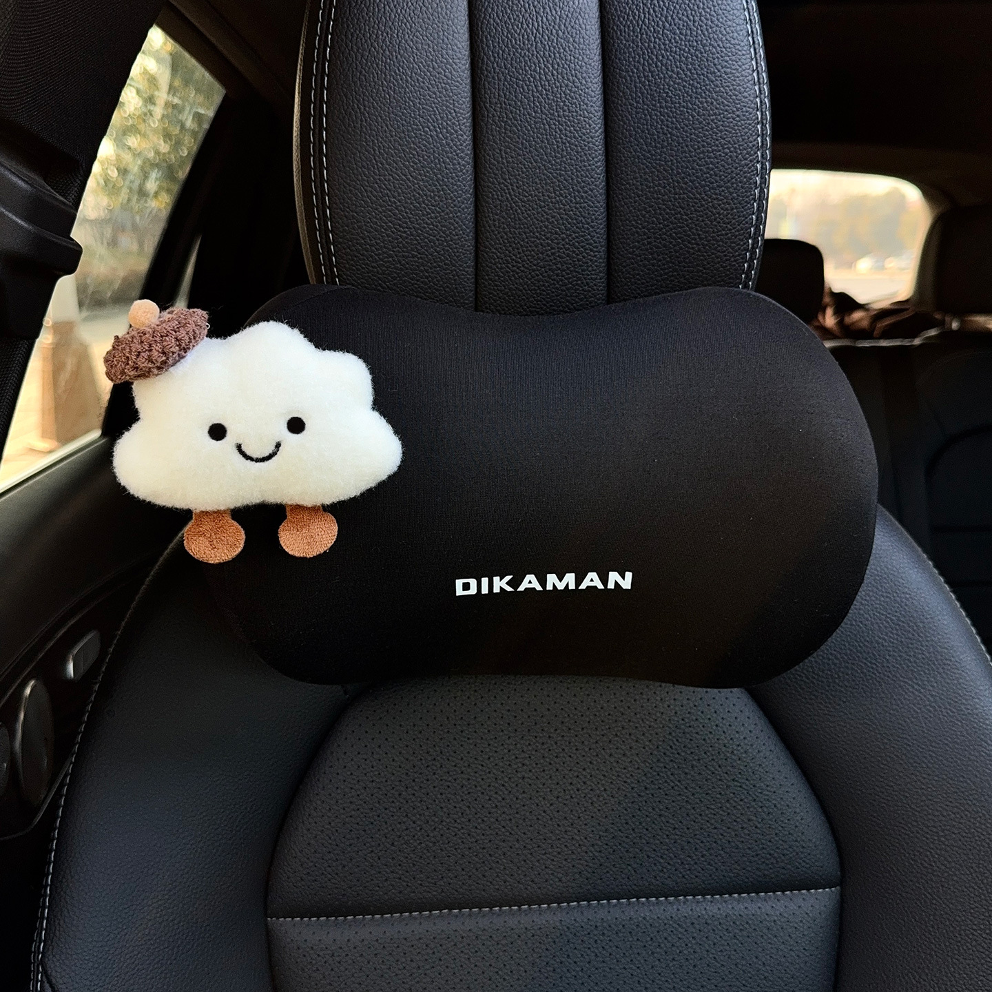 Car Neck Pillow, Cute Cloud-Shaped Headrest, a Pair of Car Pillows, Cartoon Car Interior Creative Decoration, Suitable for All Seasons