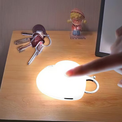 心型LED灯3色触摸感应心钥匙扣挂件礼物学生挂件小夜灯包包寻物灯