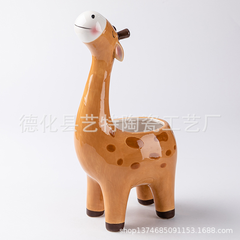 Hand-painted ceramic giraffe flower pot cartoon animal shape flower pot export gift crafts Hand-painted ceramic giraffe flower pot cartoon animal shape flower pot export gift crafts