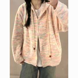 【原版】 慵懒连帽针织开衫外套女秋2025软糯多巴胺彩虹粉毛衣秋