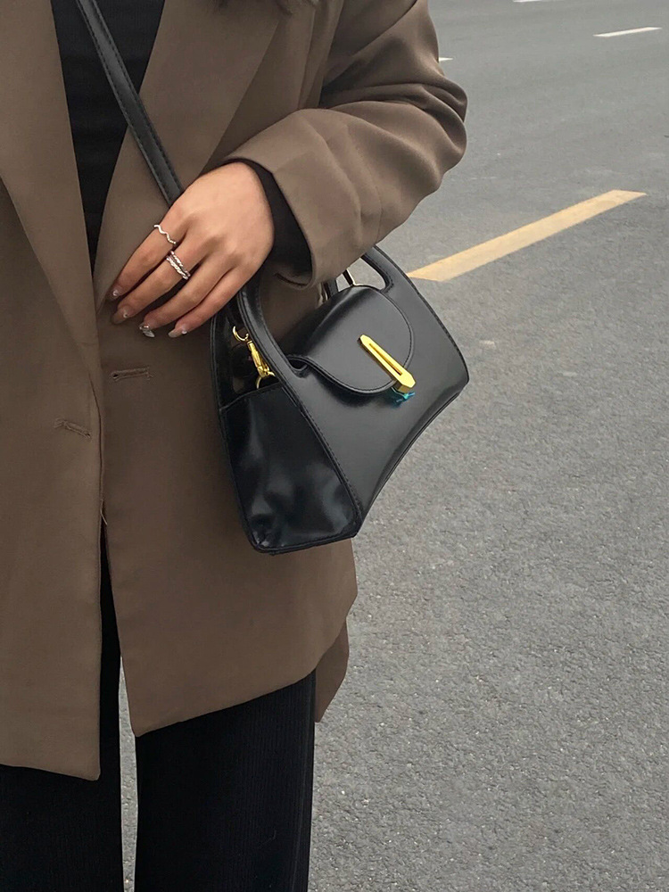 Bolso de alta calidad para las mujeres verano 2022 nuevo diseño de nicho texturizado versátil verano crossbody bolso negro de las mujeres
