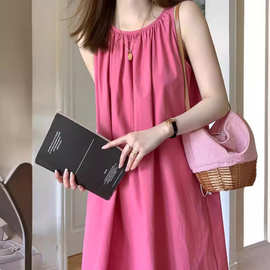 法式茶歇无袖吊带连衣裙女夏季新款气质宽松显白树莓红背心长裙子
