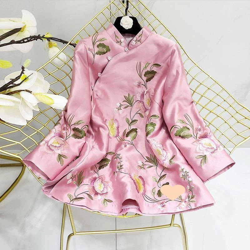 Женская одежда в китайском стиле 2025 весна-осень новая улучшенная молодежная стильная чонсам ретро вышитая блузка на пуговицах для девушек