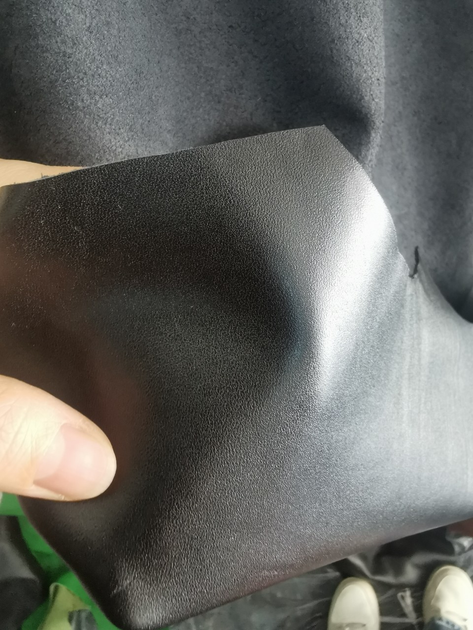 义乌攀大皮革真皮 头层平纹小牛皮 纳帕细花修面皮 彩色皮60色