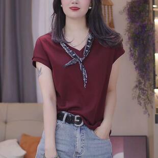 �r�Ћ����b������e��ɫ�����Ů�ļ��¿�߶����|V�I����T������