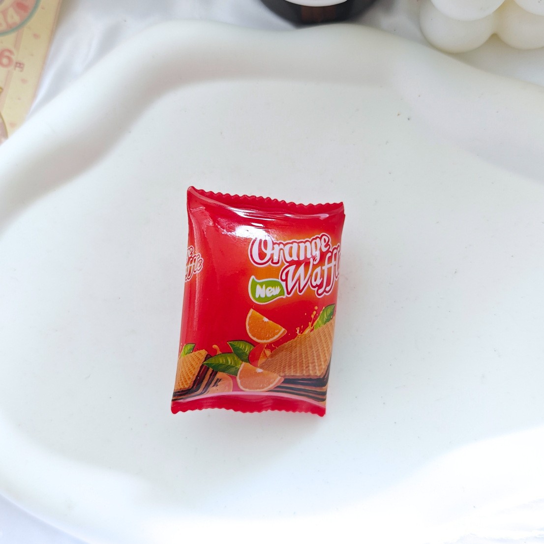 봉지에 담긴 와플 머리핀