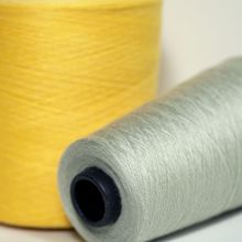 30%羊毛混纺纱厂家现货1kg起批支持定染任意颜色轻柔蓬松仿全羊毛