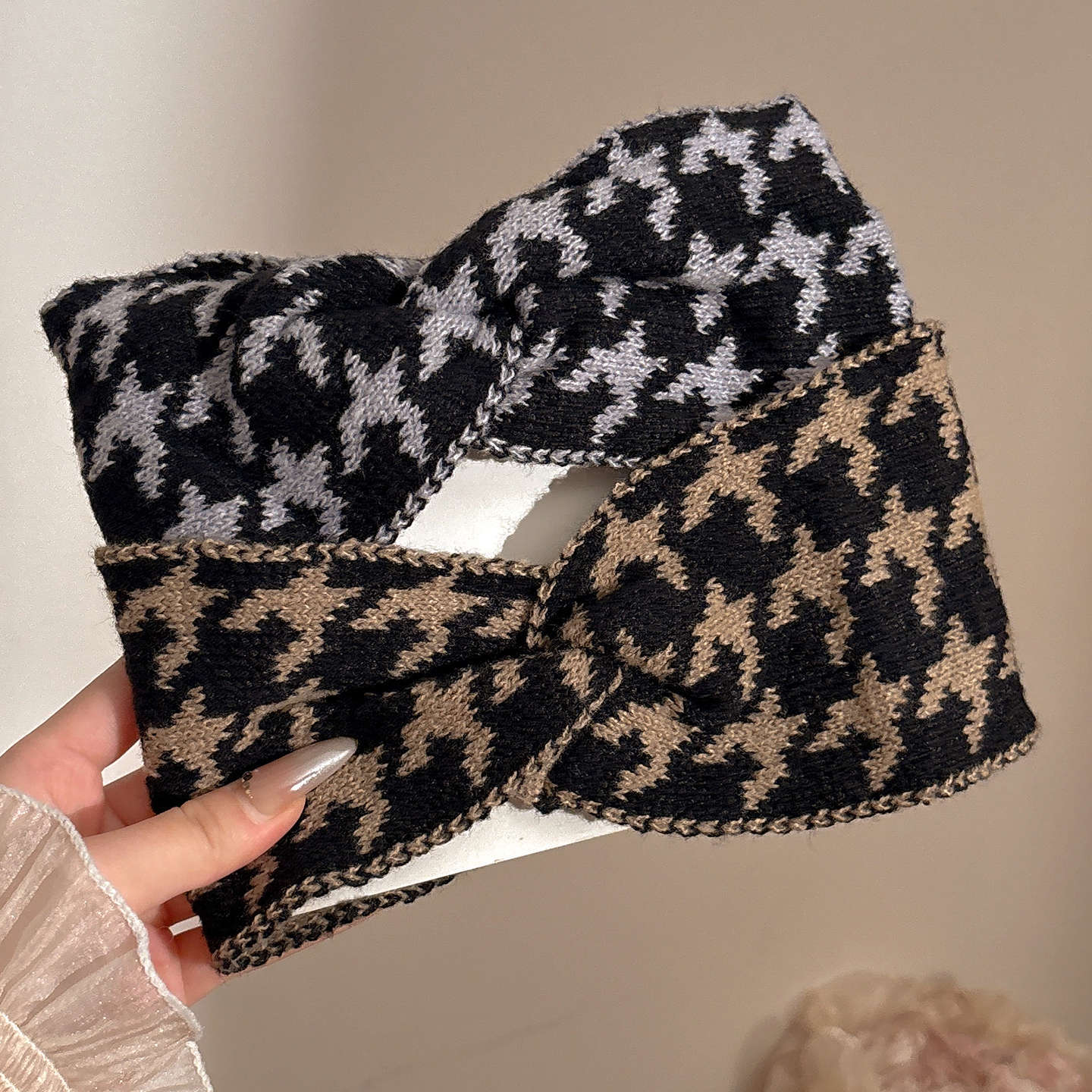 Estrellas con hilo de lana caliente correa de cabello para mujeres otoño y invierno bordes anchos bordes de punto cruzados banda de cabello diaria para usar banda de cabello adornamientos para el cabello