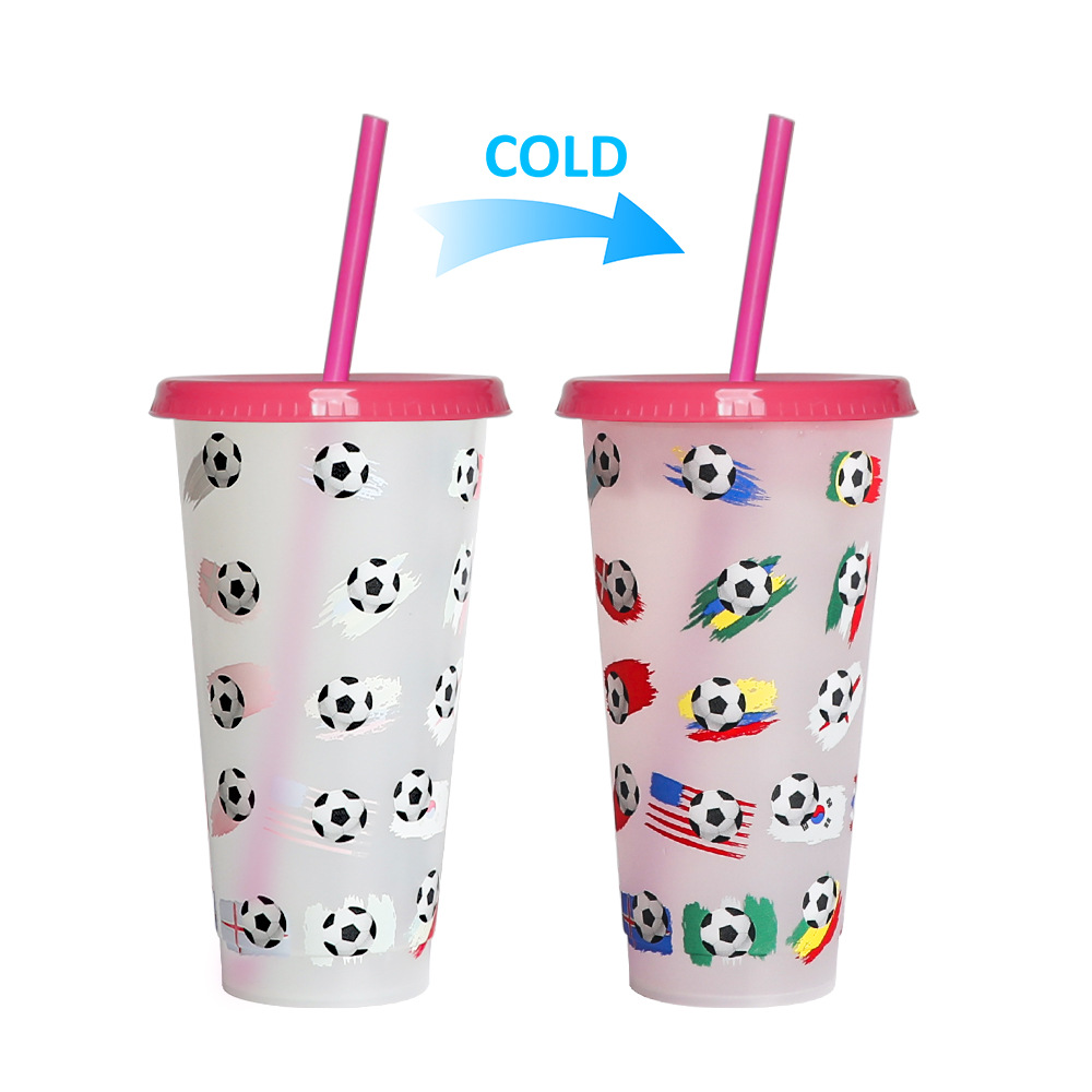Spot transfronterizo de 710ml taza de plástico de color frío de gran capacidad PP taza de té con leche bebida fría con taza de paja con fábrica de inspección NBCU