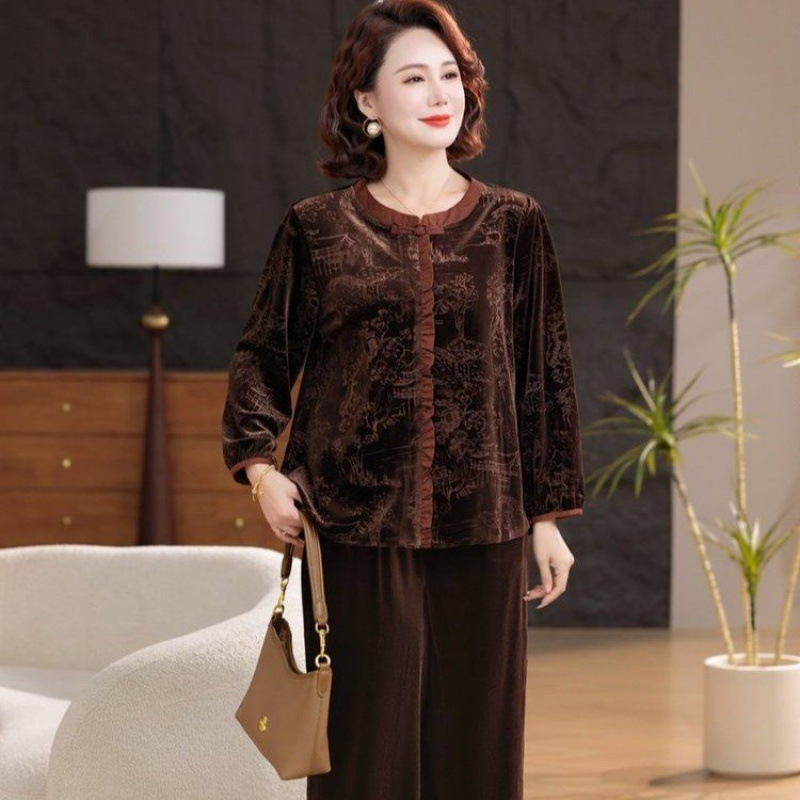Plus-Size Mom's Autumn Outfit: Stylish Velvet Suit for Middle-Aged and Elderly Women, New Chinese-Style National Fashion, Large Size Top, Two-Piece Set Plus-Size Mom's Autumn Outfit: Stylish Velvet Suit for Middle-Aged and Elderly Women, New Chinese-Style National Fashion, Large Size Top, Two-Piece Set