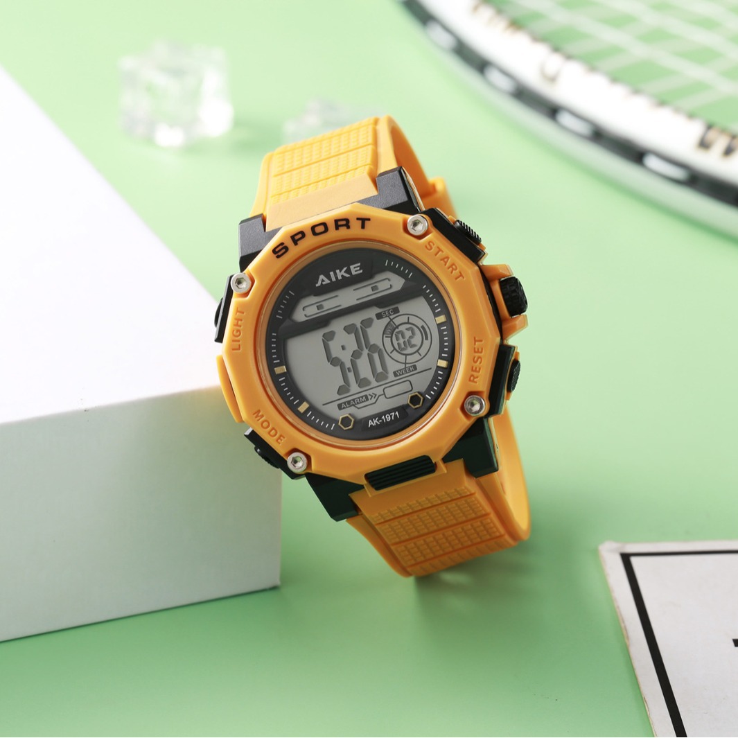 Reloj electrónico de despertador para estudiantes varones nuevo reloj electrónico de deportes impermeable multifuncional para adolescentes de secundaria y secundaria