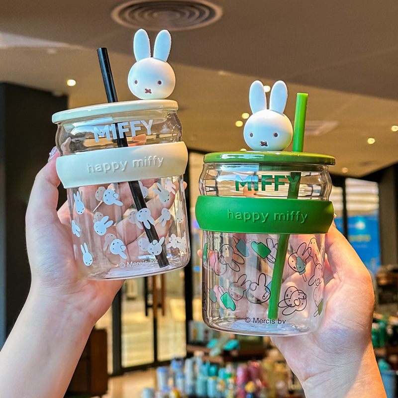 Cute and Good-Looking Miffy Rabbit Glass Water Cup for Boys and Girls, Good-Looking Straw Cup with Lid, Birthday Gift