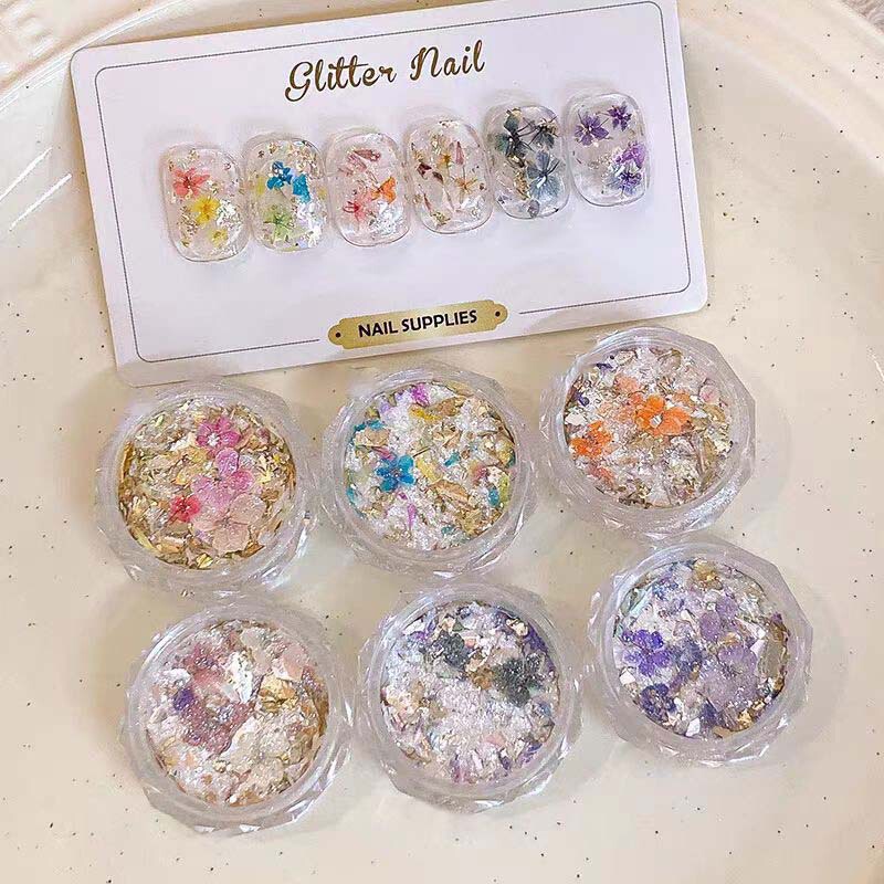 Forest-themed secret beauty nail art: European-style powder, dried flowers, gold foil, dreamy glitter, and sequins – popular nail decorations and stickers, wholesale