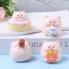 樹脂の漫画のかわいい小さい粉のブタのdiyのアクセサリの部品の手作りの公仔の自動車の小さい景観のデスクトップの装飾の置物