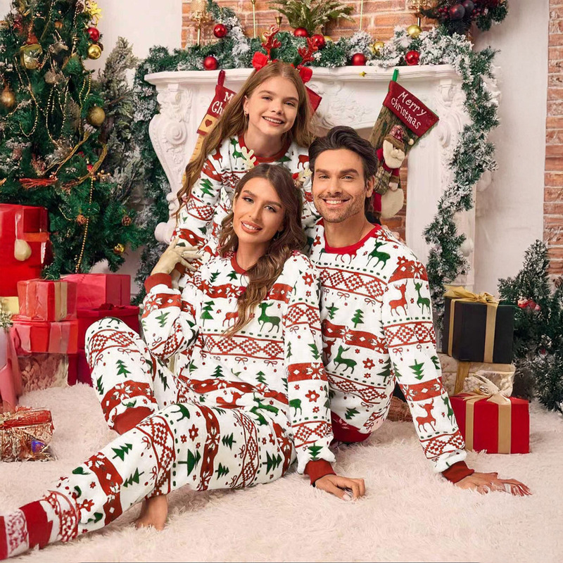 Cross-Border Foreign Trade European and American Christmas Pajamas for Women, Cute Elk, Snowflake, Christmas Tree Print Home Wear Two-Piece Set Cross-Border Foreign Trade European and American Christmas Pajamas for Women, Cute Elk, Snowflake, Christmas Tree Print Home Wear Two-Piece Set