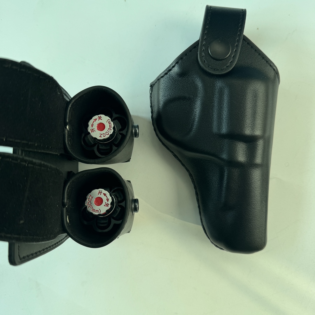 리볼버 9MM 홀스터 성형 전술 빠른 풀 훈련 성능 소품 소 가죽 홀스터 더블 행 총알 홀스터
