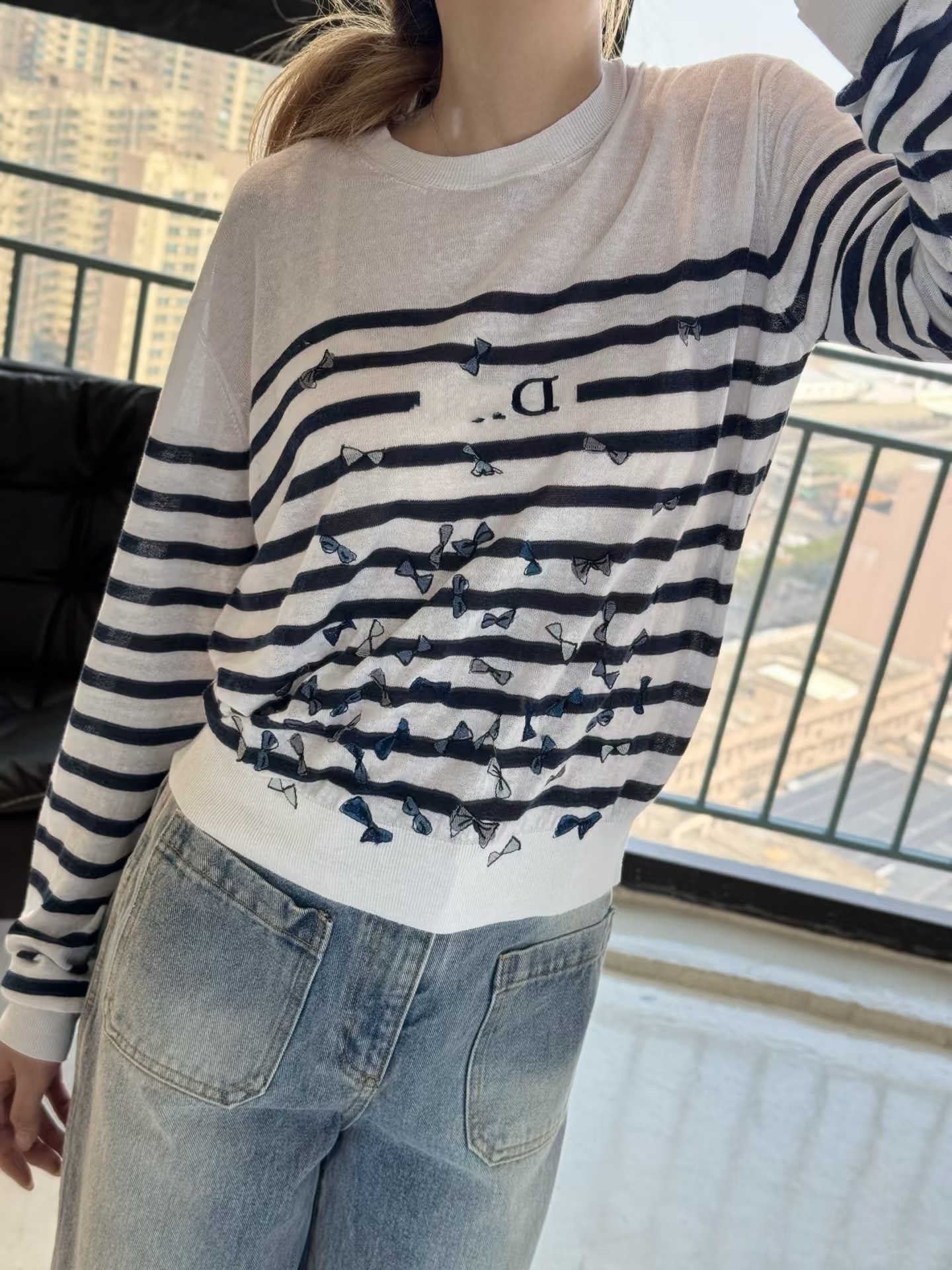 Shenzhen Nanyou Cd Home 26 Spring/Summer New Striped Knit Long Sleeve Round Neck Pullover Loose Slimming Comfortable Women's Top