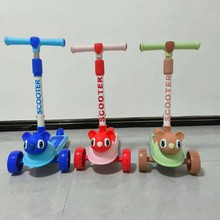 外贸出口儿童滑板车2-9岁小孩单脚滑滑车灯光音乐批发溜溜车滑板