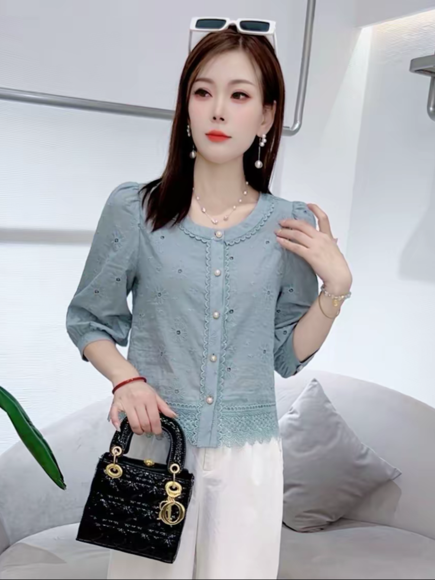 韩版时尚蕾丝边刺绣衬衫女秋季新款洋气外贸提花小衫遮肉中袖上衣|undefined