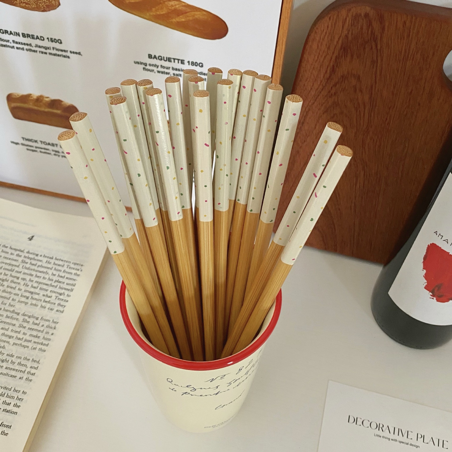 새로운 Ins 스타일 한국 설탕 바늘 젓가락 1 인 가정용 곰팡이 방지 고온 대나무 젓가락 고가의 대나무 식기